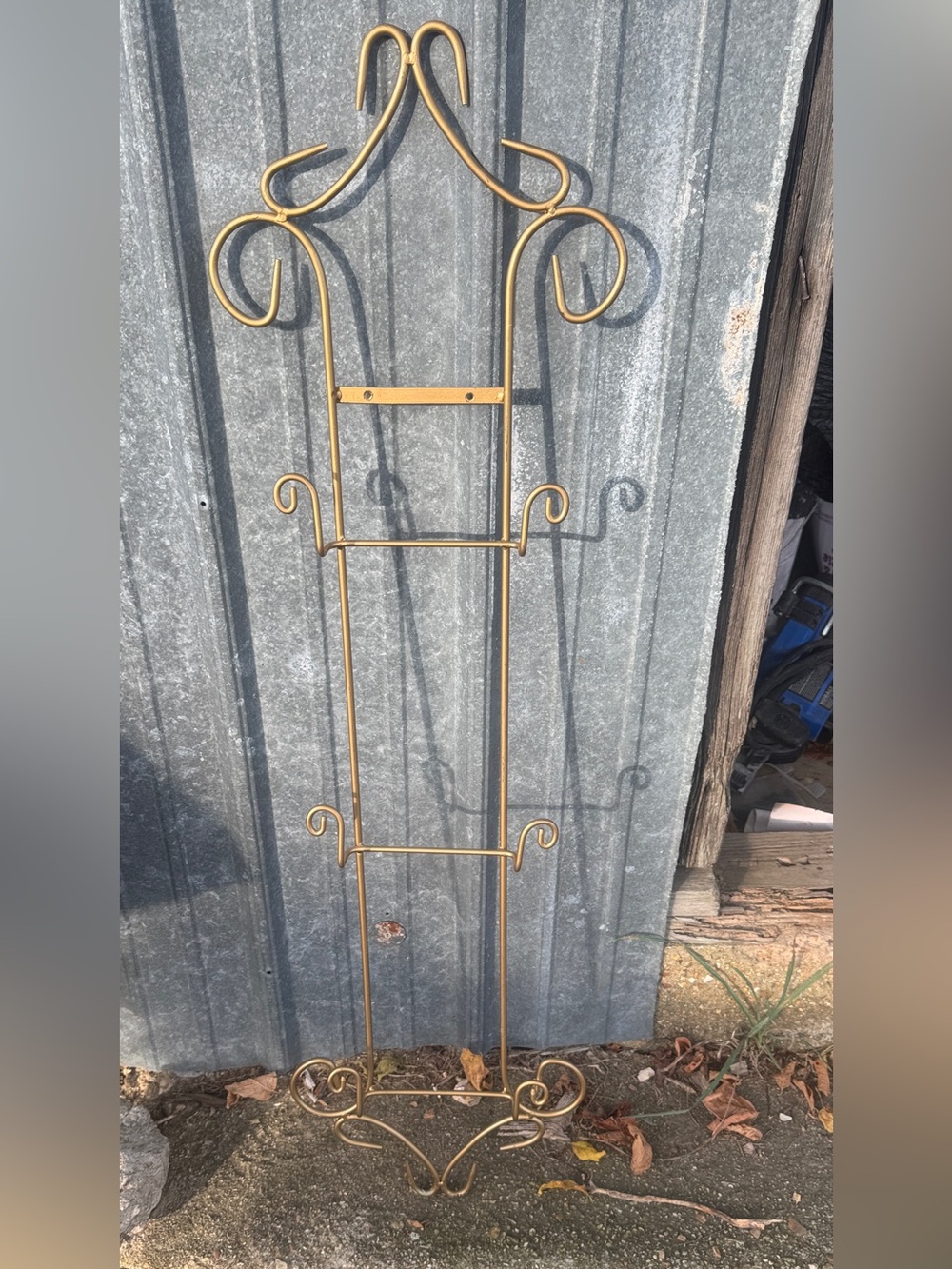 Gold Metal Scroll Wall Rack - Decorative Home Accent